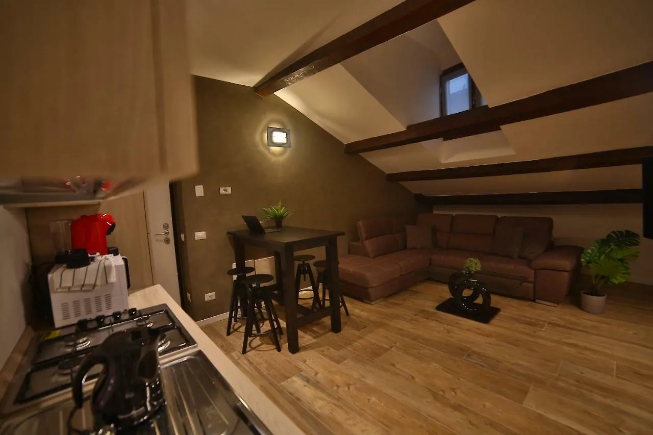 Moscova Attic Near Duomo Daire Milano İtalya